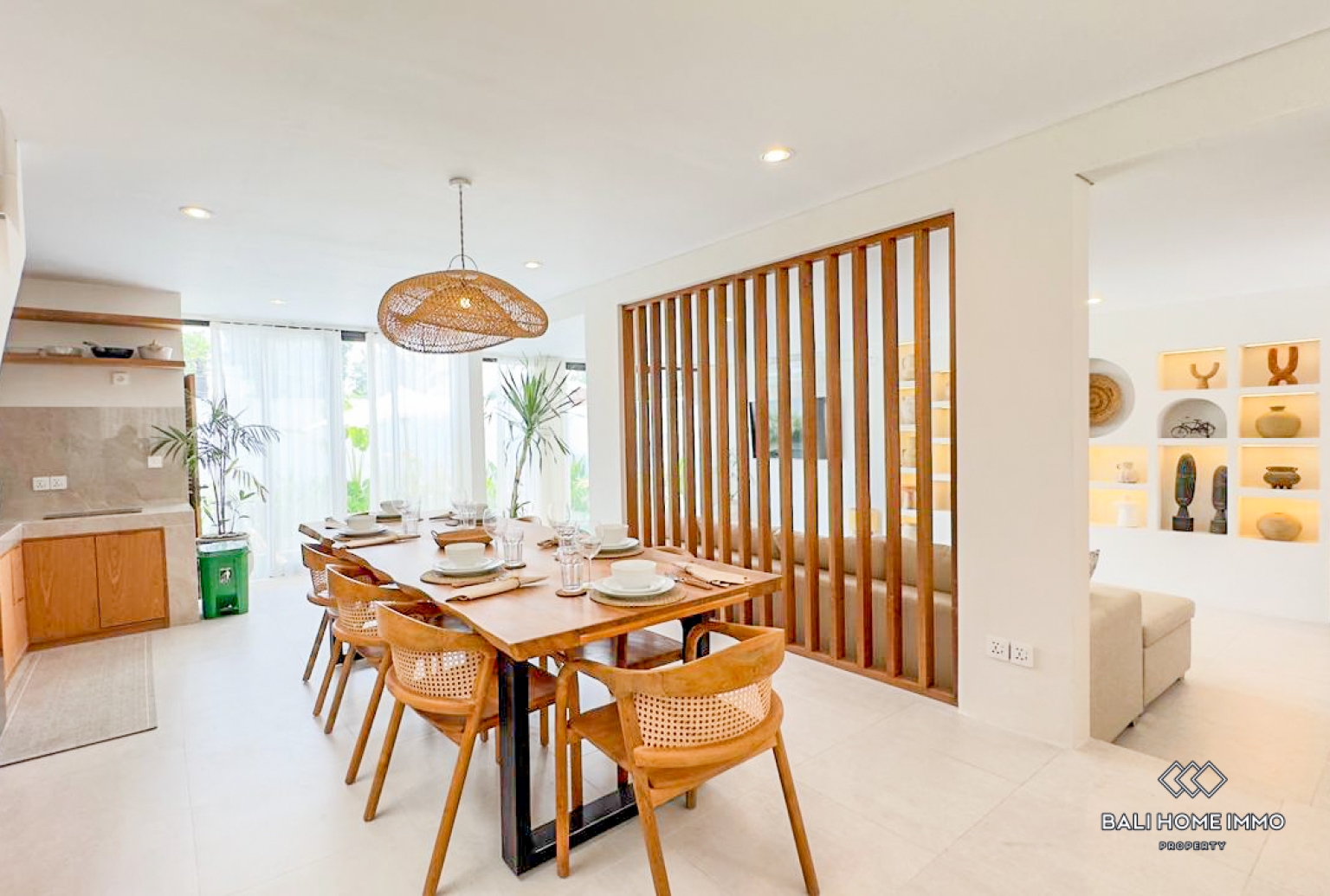 Brand new 4 bedrooms villa for rent in Bali - Canggu residential side — image 5