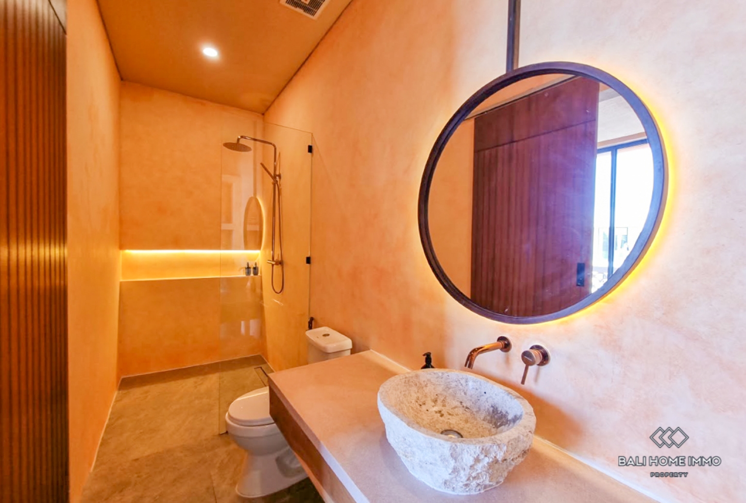 Brand New Modern 2 Bedroom Villa for Yearly Rental in Bali Tumbak Bayuh — image 19