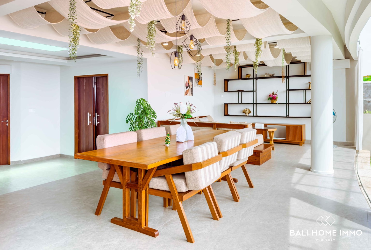 BRAND NEW OCEAN VIEW 4 BEDROOMS VILLA FOR RENTAL IN UNGASAN — image 4