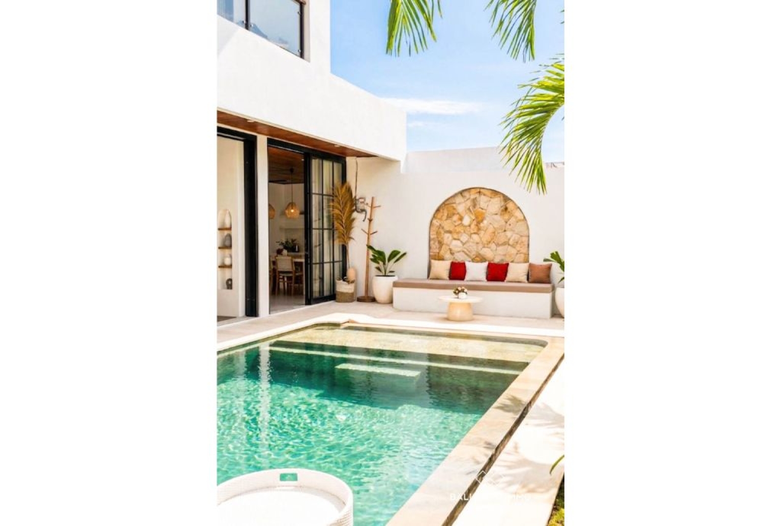 Brand New Tropical 3 Bedroom Villa For Rent in Pererenan — image 10