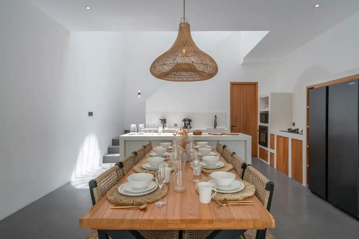 5 BR Mediterranean Rooftop Villa Canggu — 5BR Villa Rental in Canggu — image 17