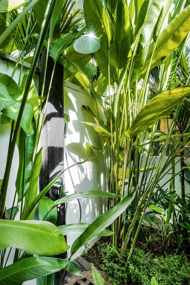 7 BR Tropical-Modern Infinity-Pool Villa Ubud — 7BR Villa Rental in Ubud — image 6
