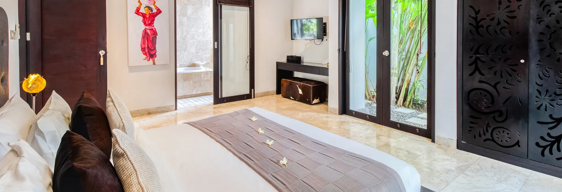 3 BR Courtyard Pool Villa Seminyak — 3BR Villa Rental in Seminyak — image 8