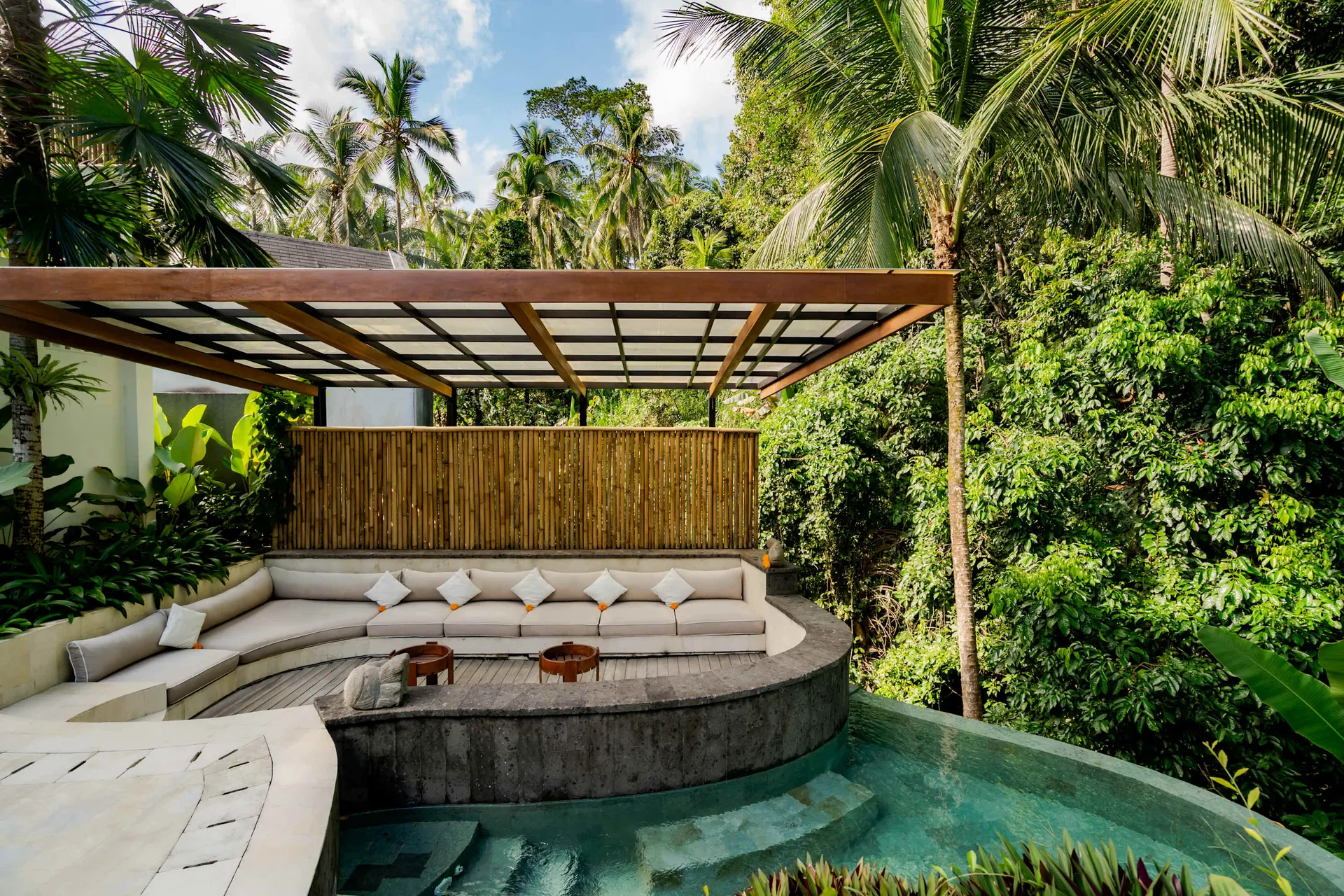3 BR Jungle Infinity-Pool Villa Ubud — 3BR Villa Rental in Ubud — image 10