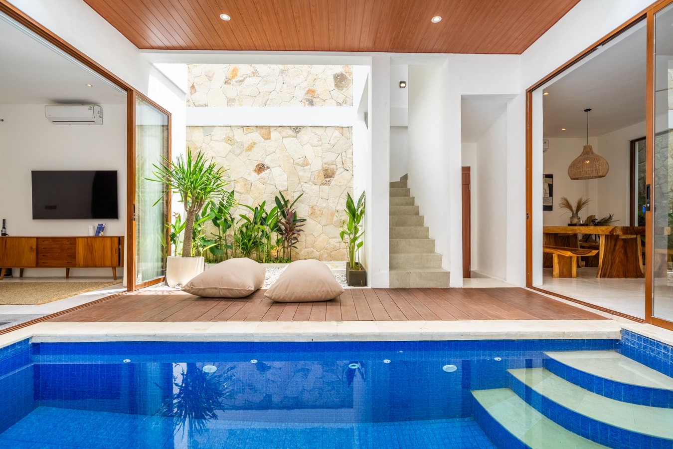 2BR Bingin Villa | Pool and Rooftop, Near Beaches in Bingin, Bali — image 11