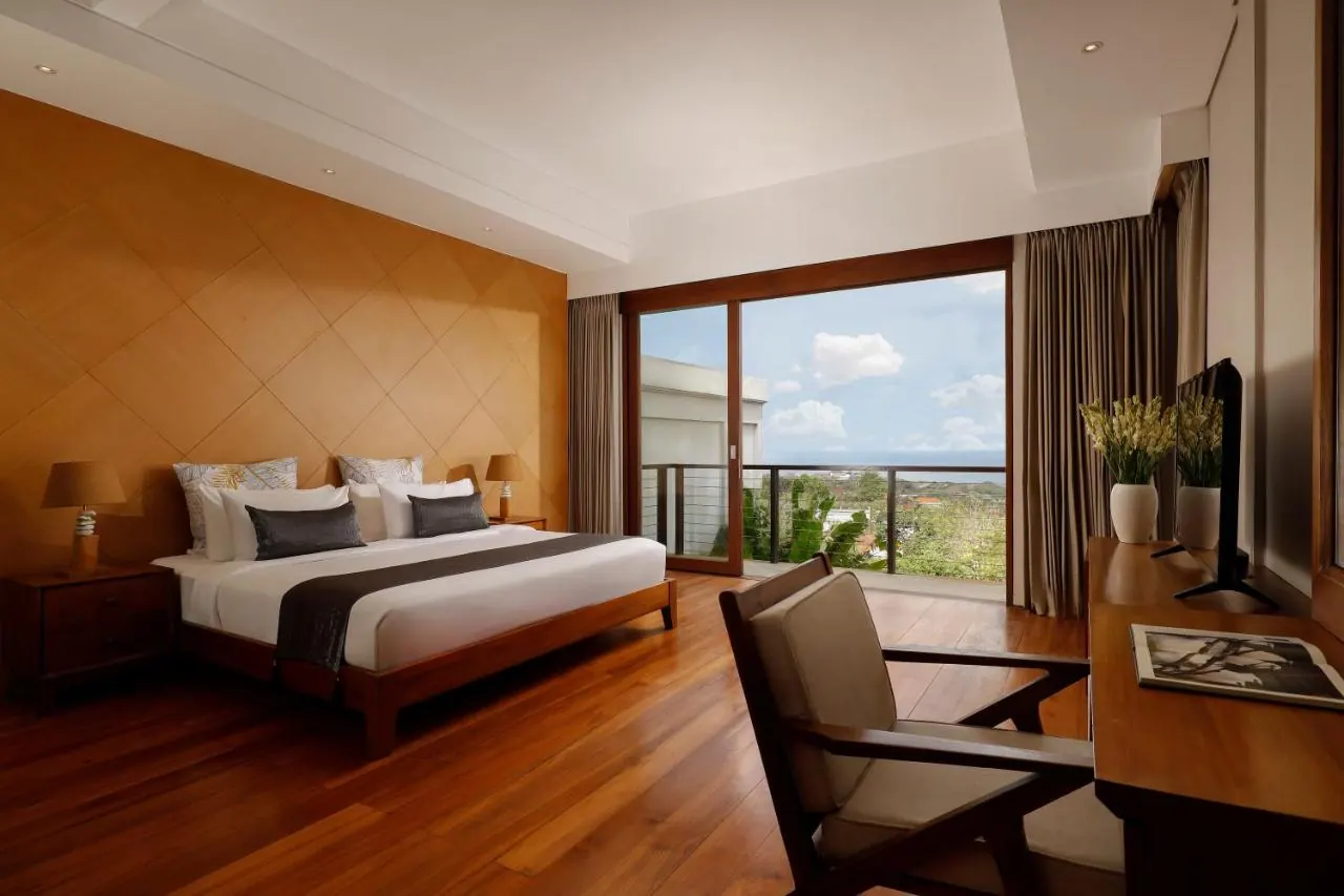 3 BR Hilltop Pool Villa Nusa Dua — 3BR Villa Rental in Nusa Dua — image 3