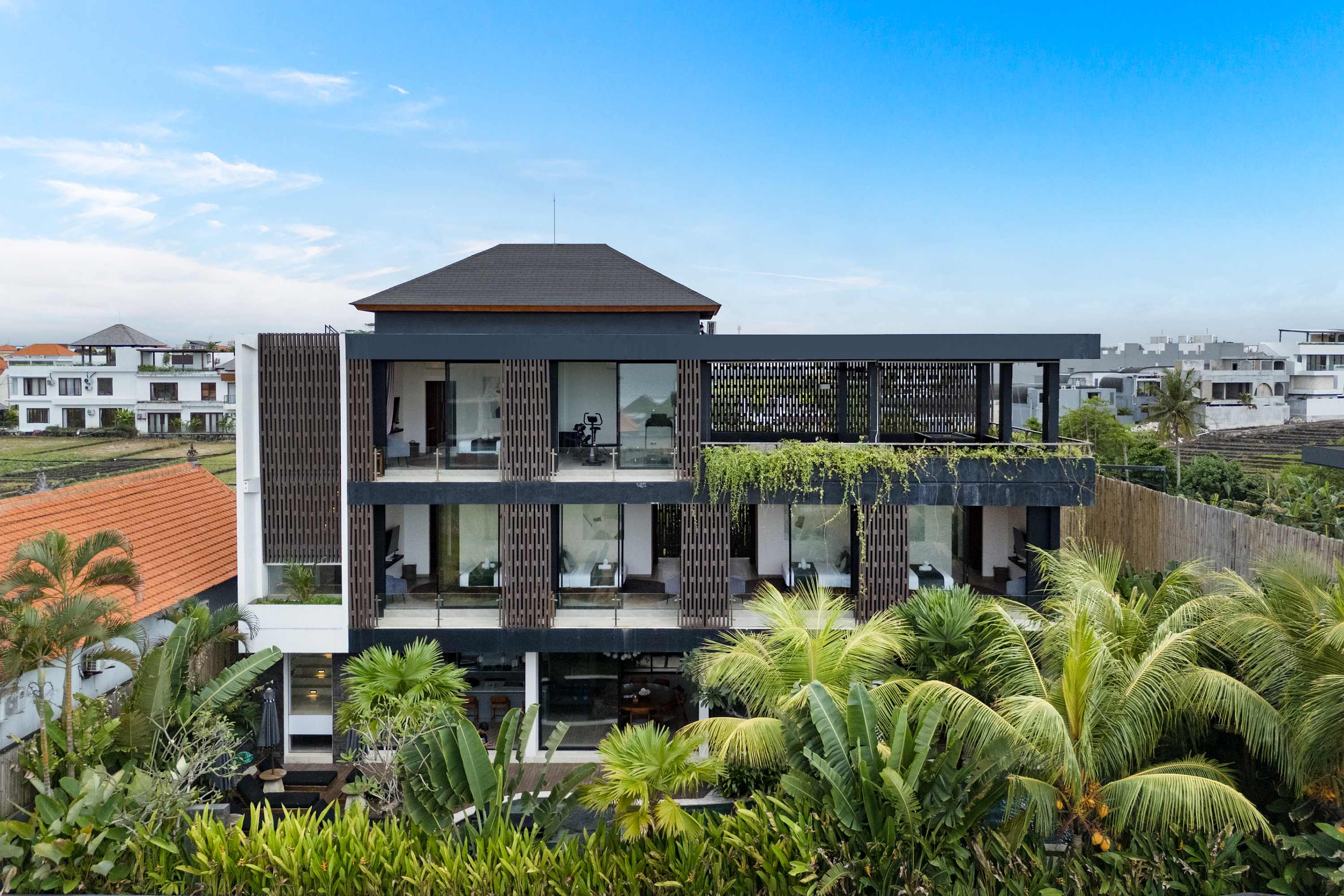 Villa Paradoxe in Canggu — image 17
