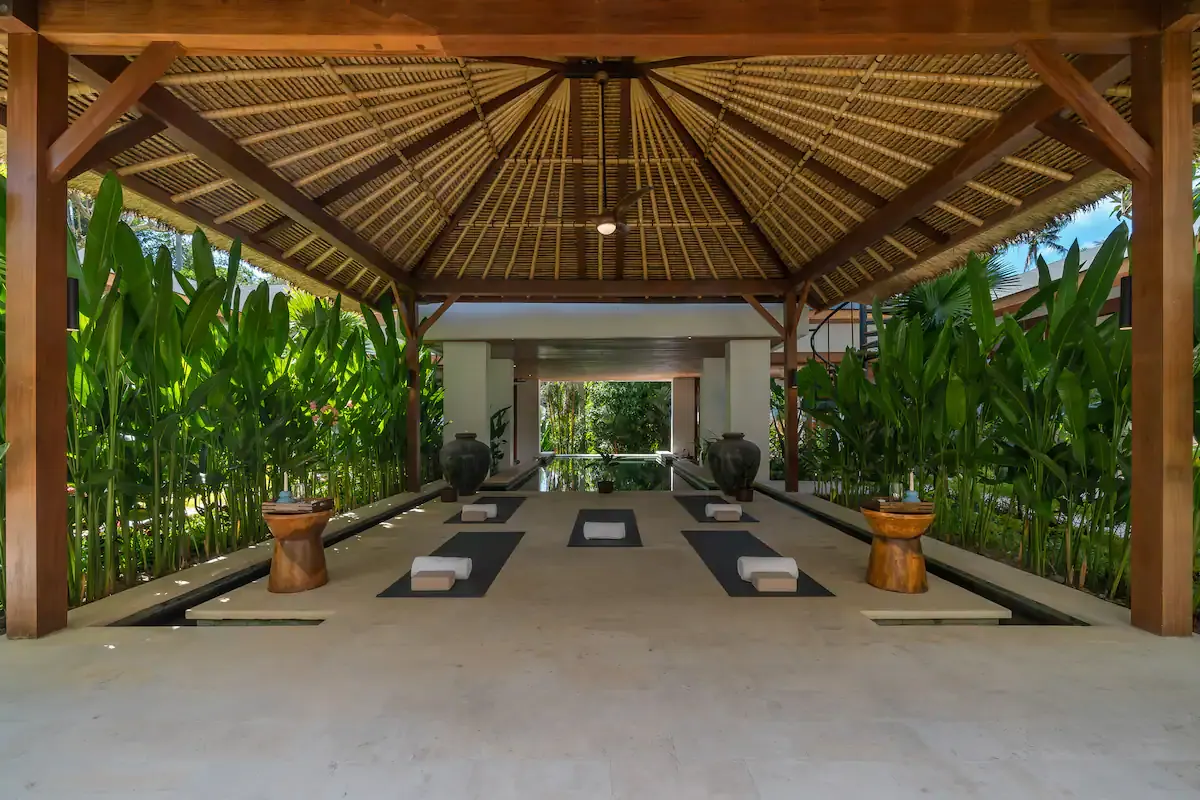 12 BR Cinema Pool Estate Ubud — 12BR Estate Rental in Ubud — image 5