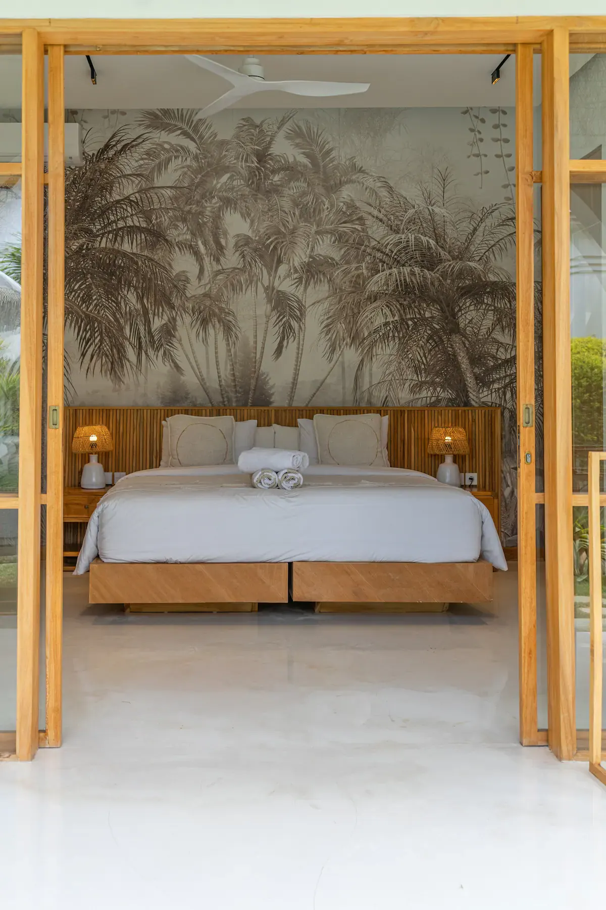 3 BR Modern Family Villa Canggu — 3BR Villa Rental in Canggu — image 7