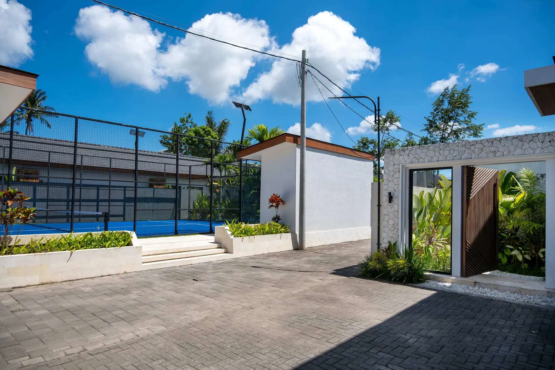 12 BR Padel Tropical-Modern Estate Ubud — 12BR Estate Rental in Ubud — image 4