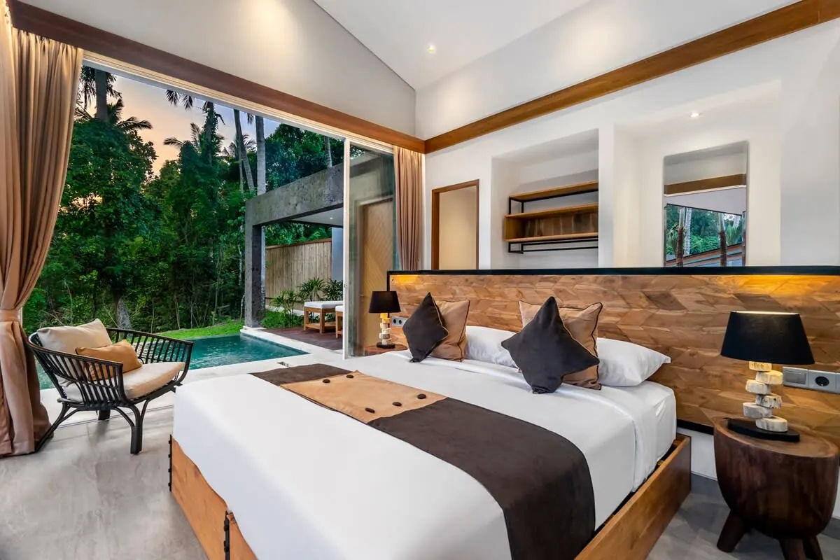 5 BR Tropical-Modern Jungle Villa Ubud — 5BR Villa Rental in Ubud — image 1