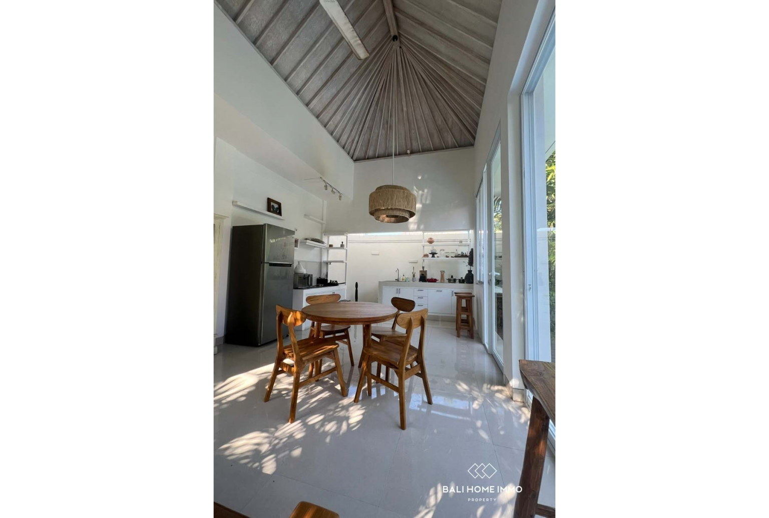 CHARMING 2 BEDROOM FOR YEARLY RENTAL in BERAWA BALI — image 4