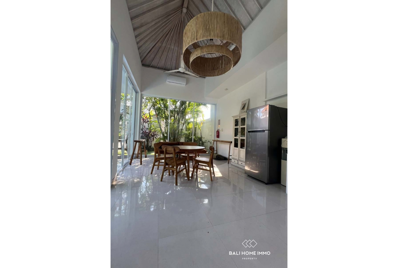 CHARMING 2 BEDROOM FOR YEARLY RENTAL in BERAWA BALI — image 3