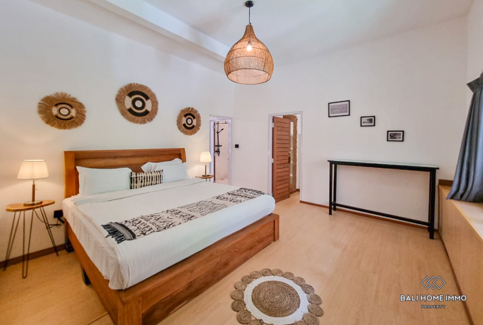 Charming 2 Bedroom Villa for Monthly Rental in Bali Seminyak Oberoi — image 9