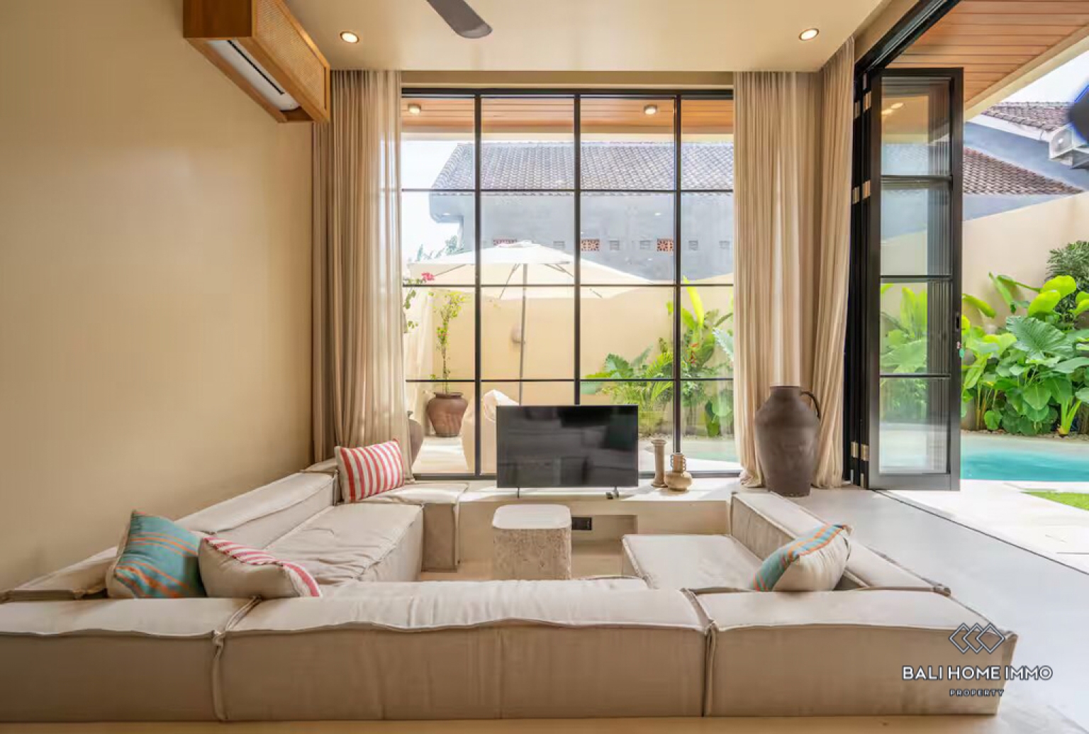 Charming 2 Bedroom Villa for Rental in Bali Pererenan North Side — image 3