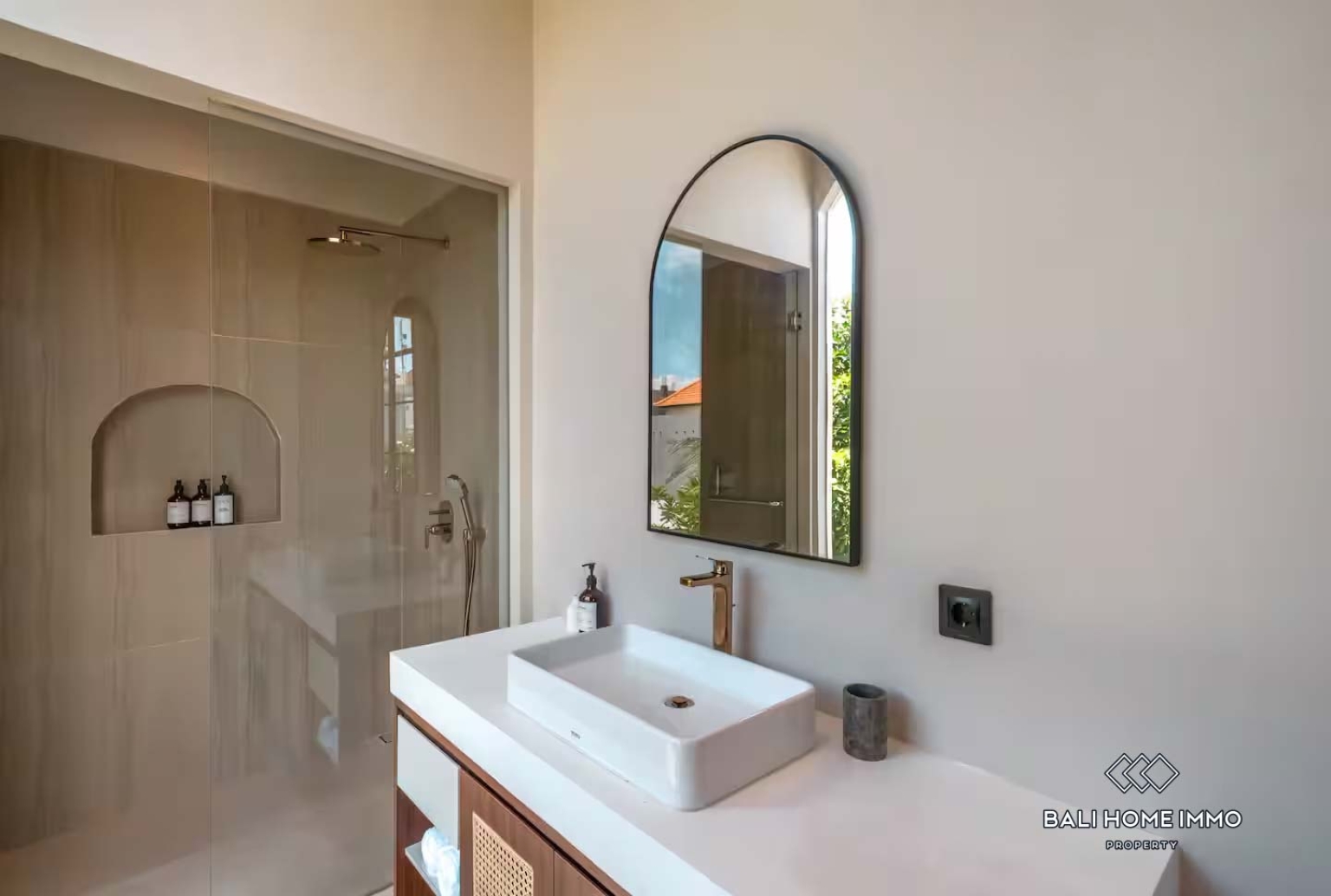 Charming 3 bedroom villa for rent in Cemagi — image 14