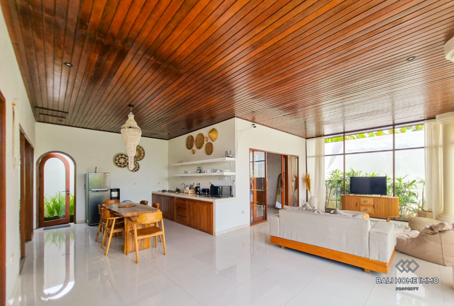 Charming 3 Bedroom Villa for Yearly Rental in Bali Cemagi Seseh Beachside — image 4
