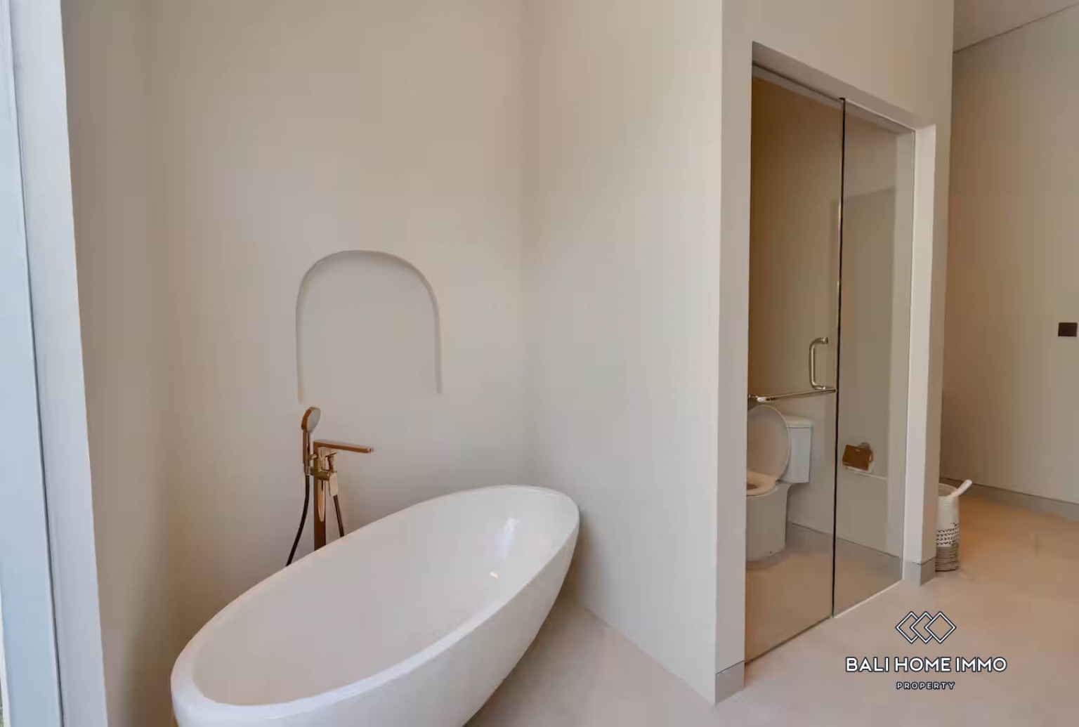 Charming 4 bedroom villa for rent in Cemagi — image 19