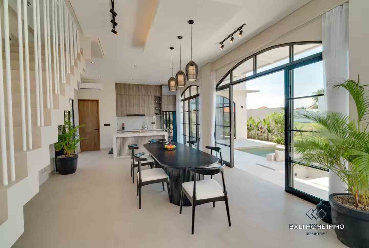 Charming 4 bedroom villa for rent in Cemagi — image 3