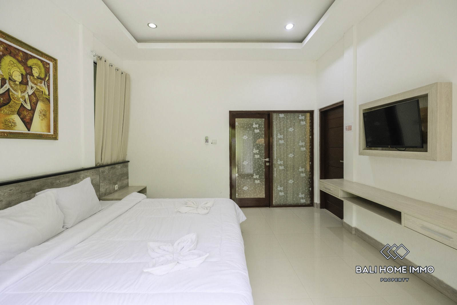 Charming 5 Bedroom Family Villa for Rent in Jimbaran — image 9