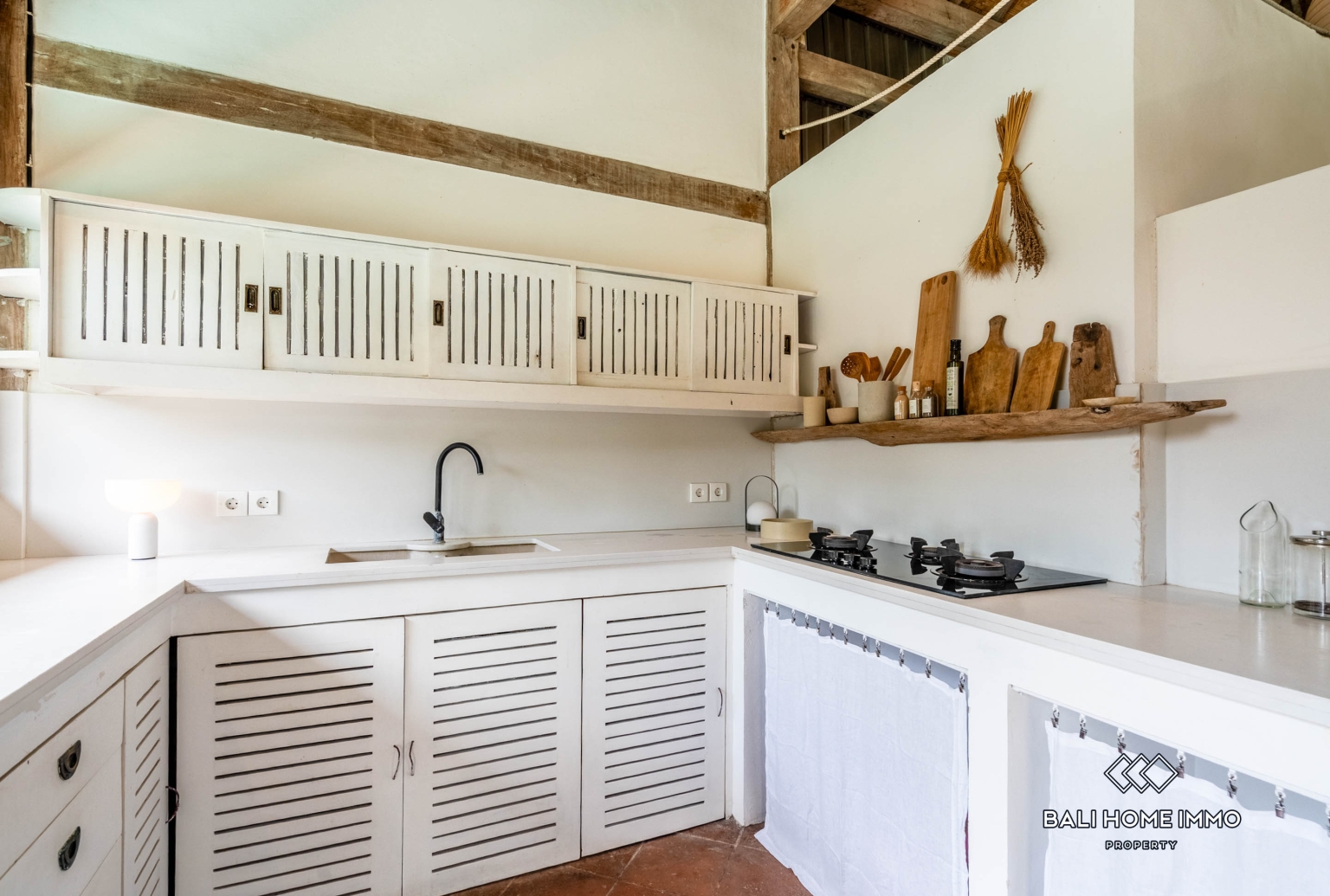 Charming Limasan Style 3 Bedroom Villa for Rental in Bali Umalas — image 7