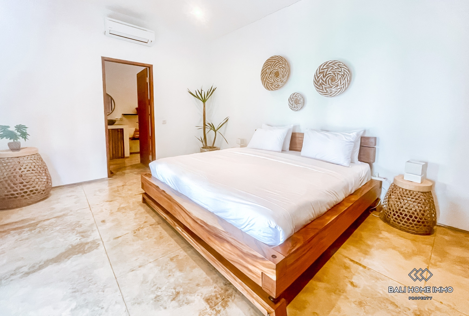 COZY 1 BEDROOM VILLA FOR YEARLY AND MONTHLY RENTAL IN BALI - BINGIN — image 7