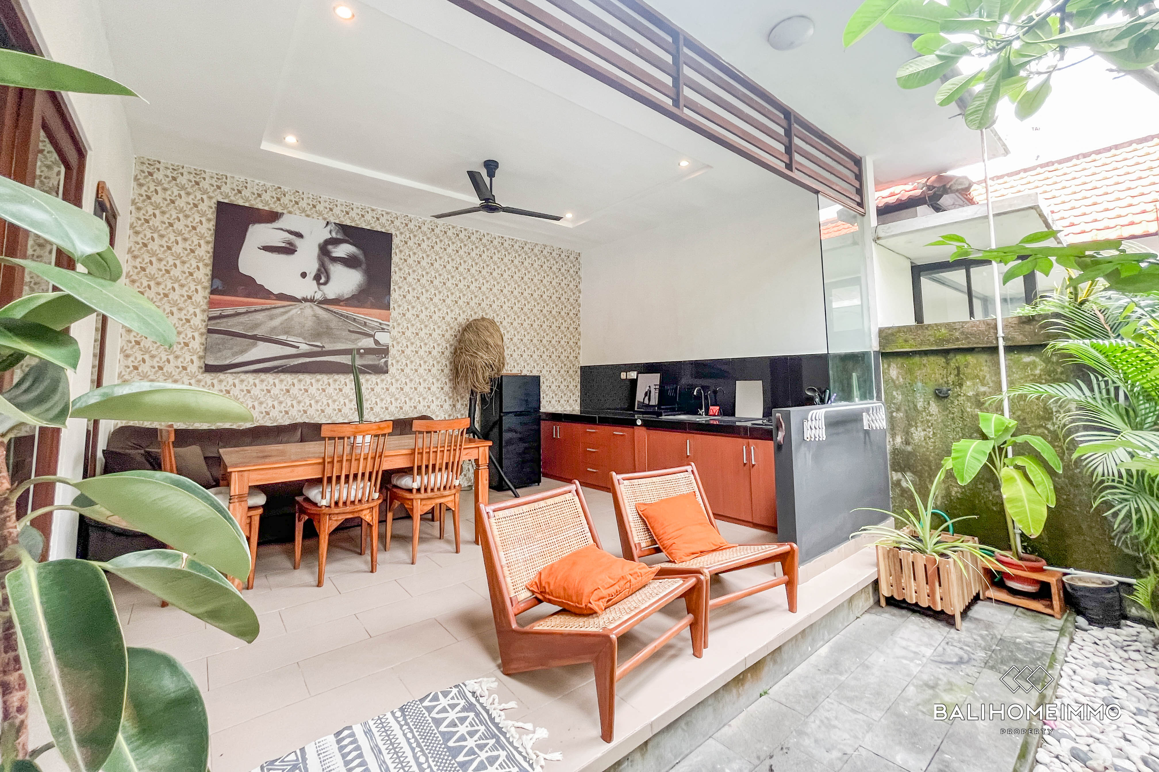 Cozy 2 Bedroom Villa for Rent in Kerobokan Bali — image 2