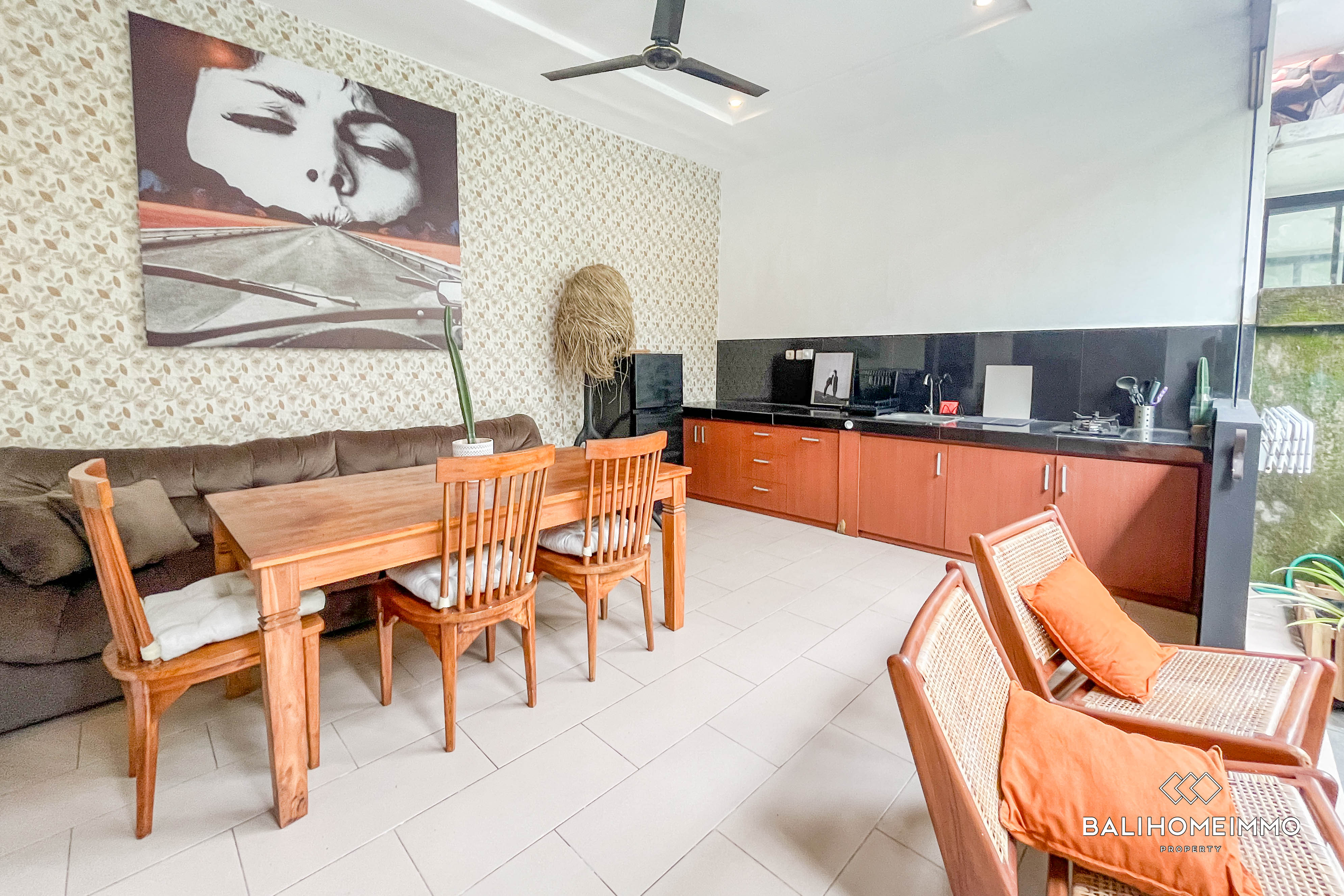 Cozy 2 Bedroom Villa for Rent in Kerobokan Bali — image 3
