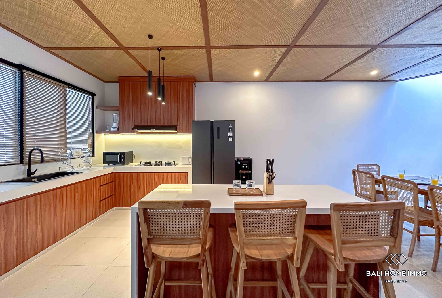 COZY 2 BEDROOMS VILLA FOR MONTHLY & YEARLY RENTAL IN BALI - PANDAWA — image 10
