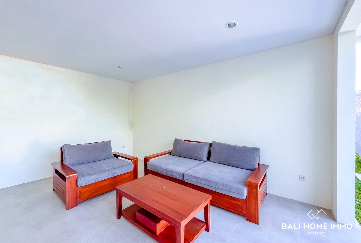 COZY 2 BEDROOMS VILLA FOR YEARLY AND MONTHLY RENTAL IN BALI - JIMBARAN — image 4