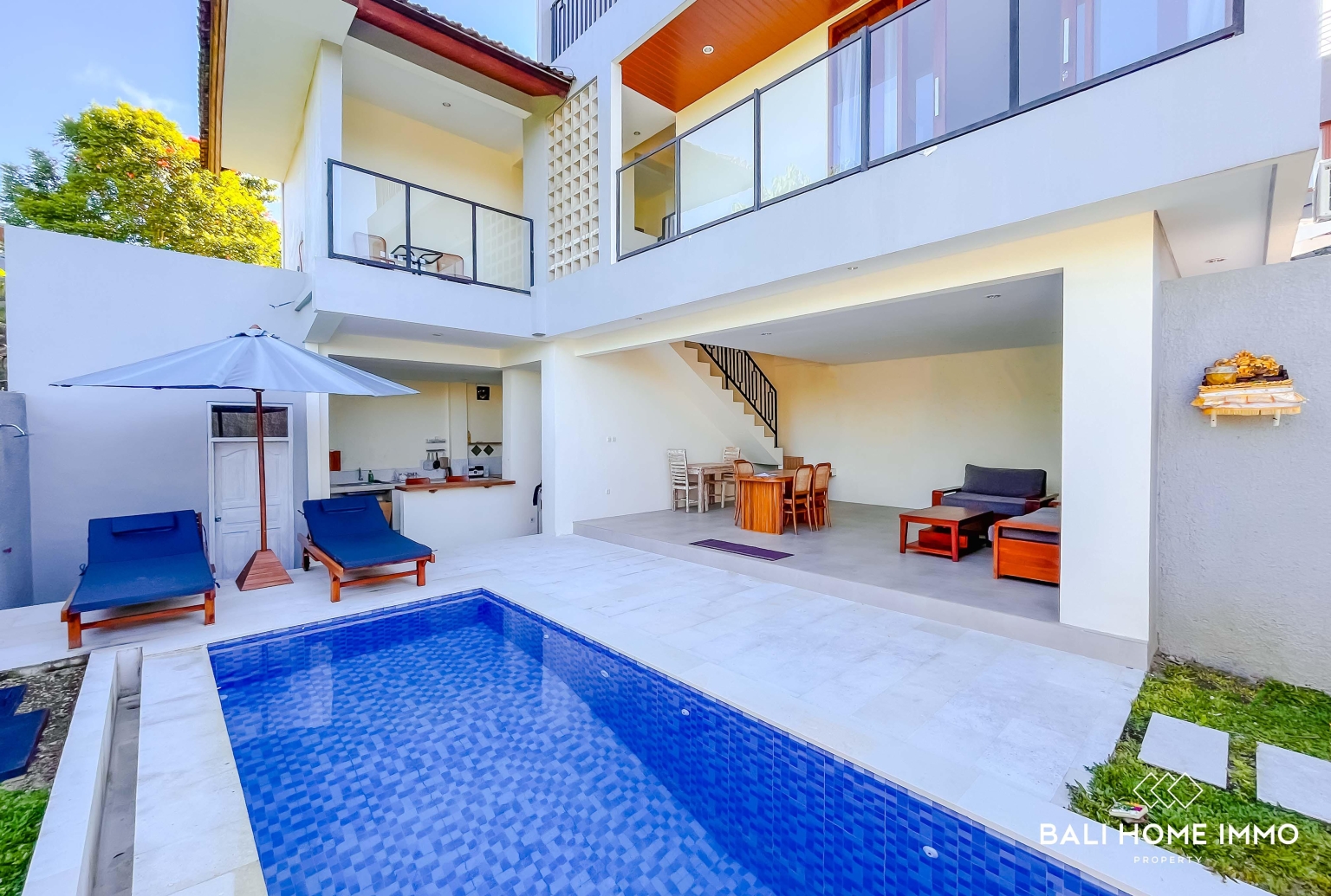 COZY 2 BEDROOMS VILLA FOR YEARLY AND MONTHLY RENTAL IN BALI - JIMBARAN