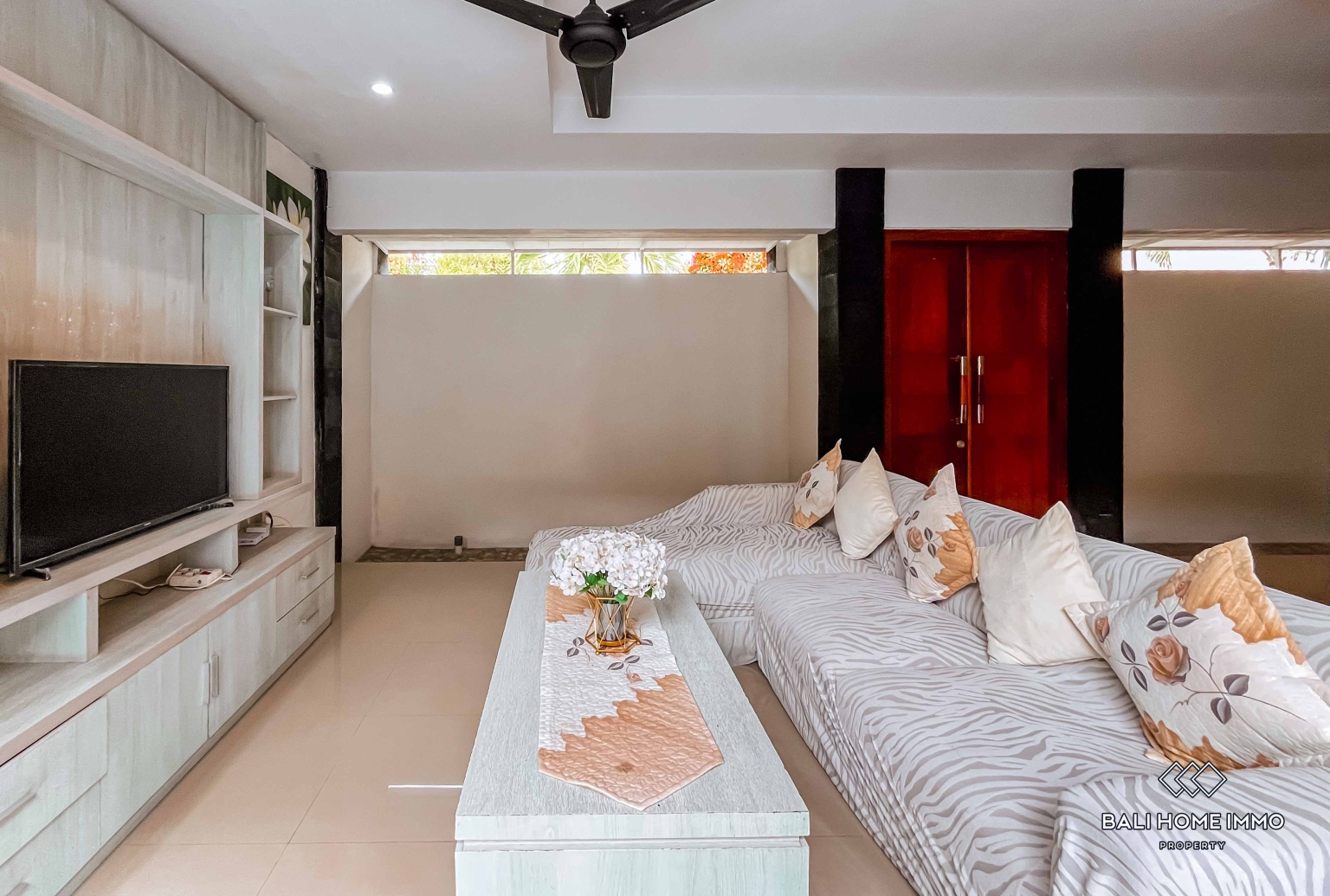 COZY 2 BEDROOMS VILLA FOR YEARLY RENTAL IN BALI JIMBARAN — image 3