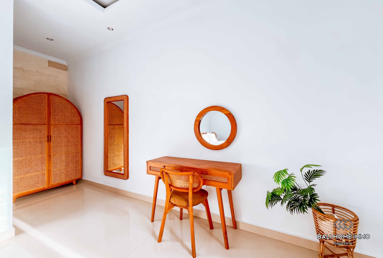 COZY 2 BEDROOMS VILLA FOR YEARLY RENTAL IN BALI - NUSA DUA — image 10