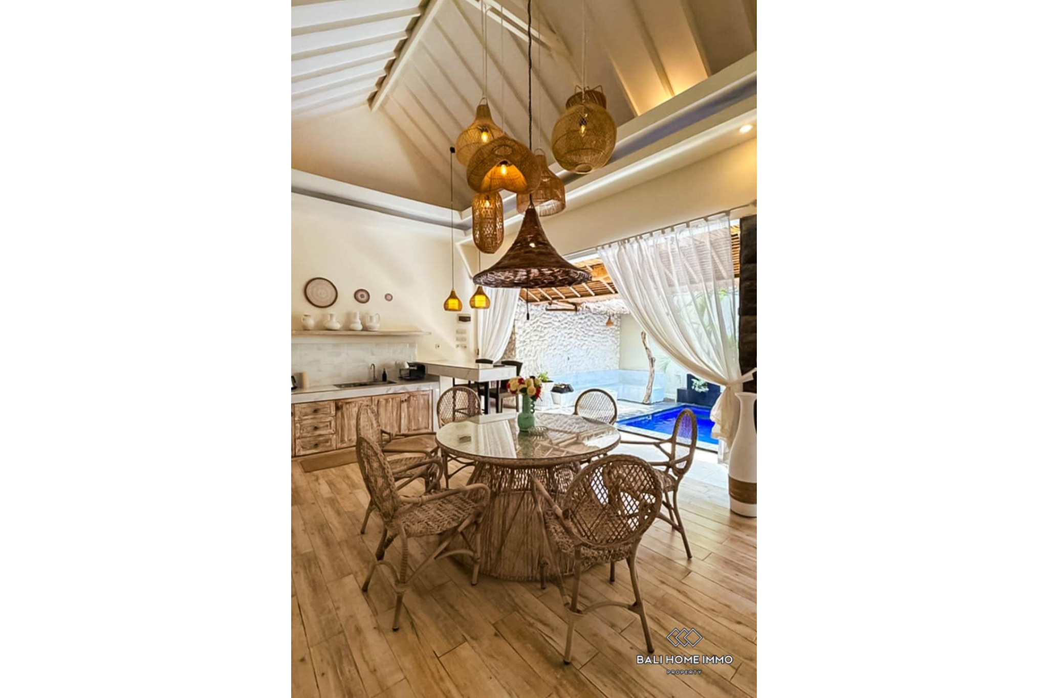 COZY 3 BEDROOMS VILLA FOR MONTHLY RENTAL IN BALI - BALANGAN — image 4