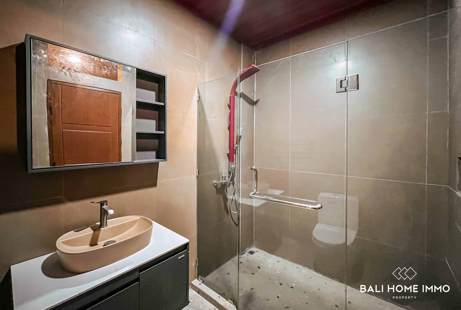 COZY 3 BEDROOMS VILLA FOR YEARLY AND MONTHLY IN BALI - JIMBARAN — image 12