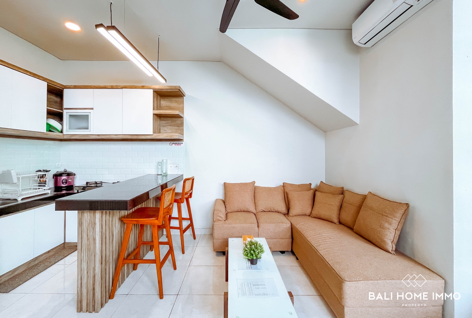 COZY 3 BEDROOMS VILLA FOR YEARLY AND MONTHLY RENTAL IN BALI - JIMBARAN — image 3
