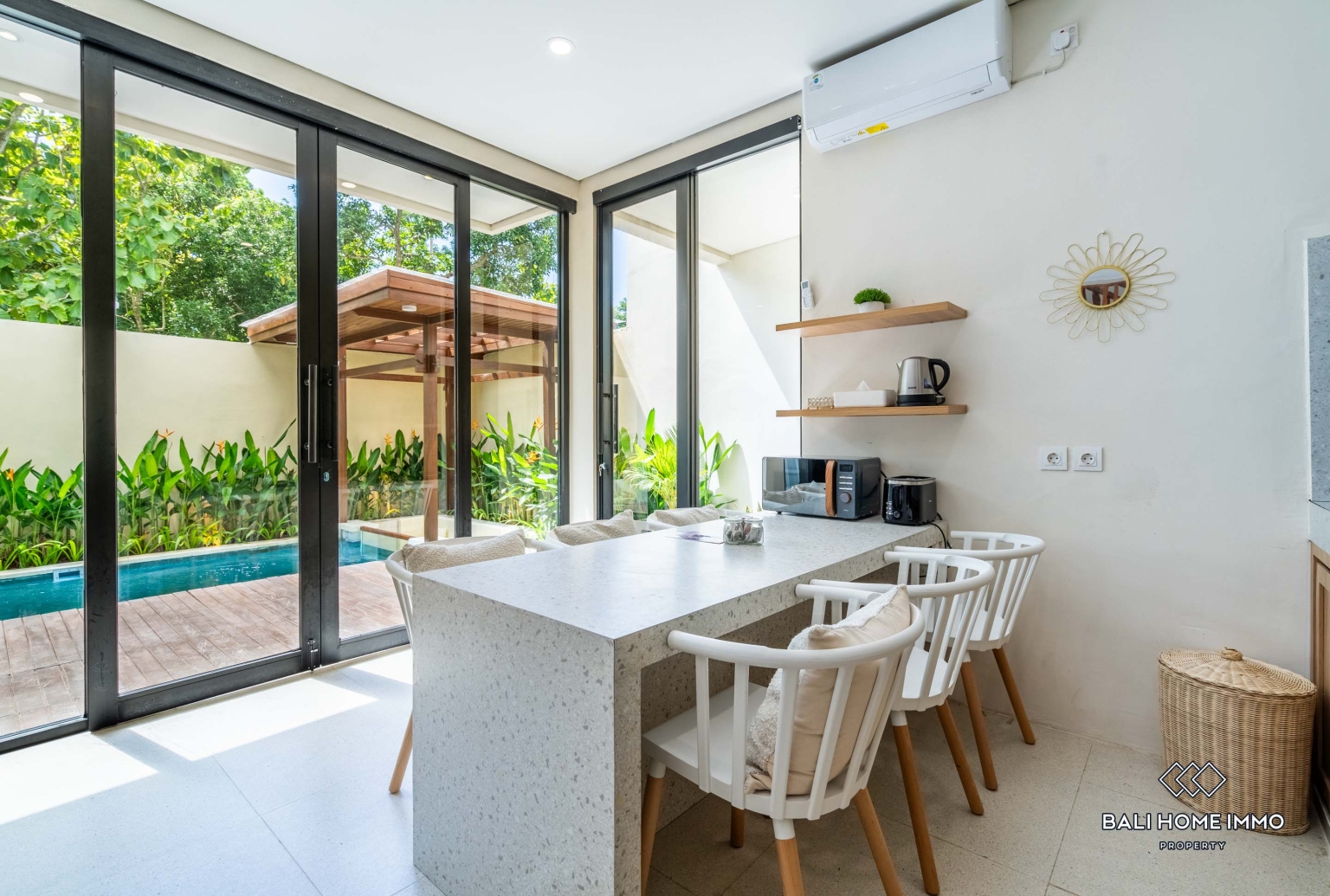 COZY 3 BEDROOMS VILLA FOR YEARLY RENTAL IN BALI - UNGASAN — image 7
