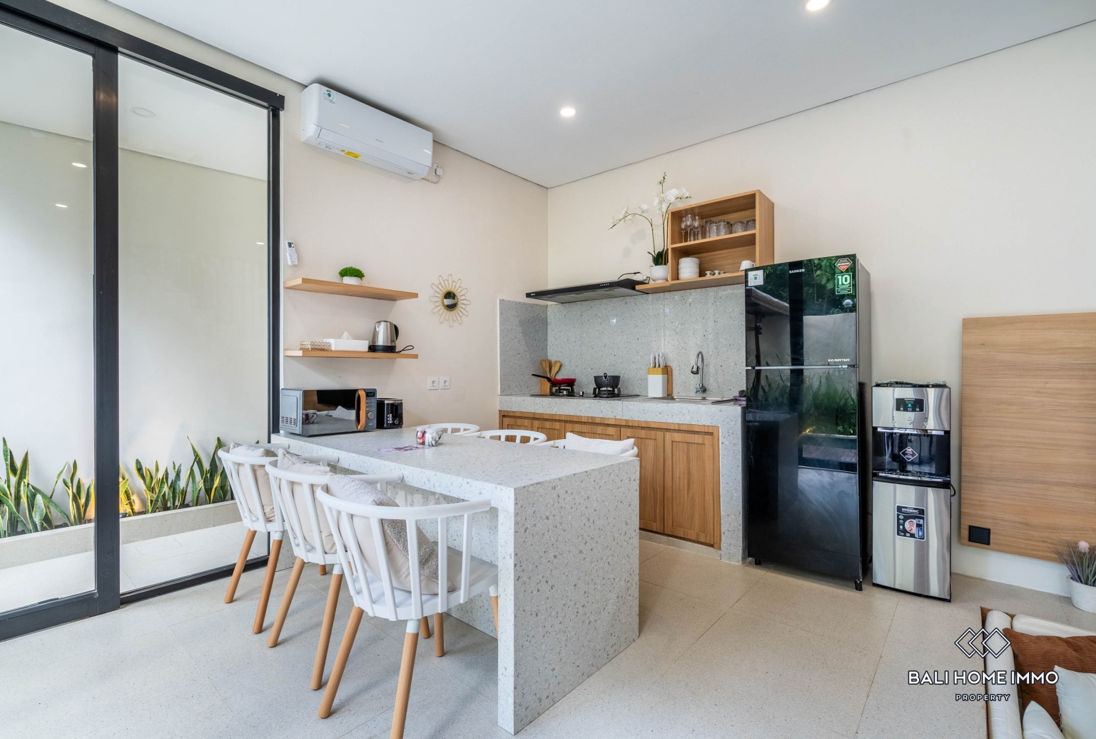 COZY 3 BEDROOMS VILLA FOR YEARLY RENTAL IN BALI - UNGASAN — image 6