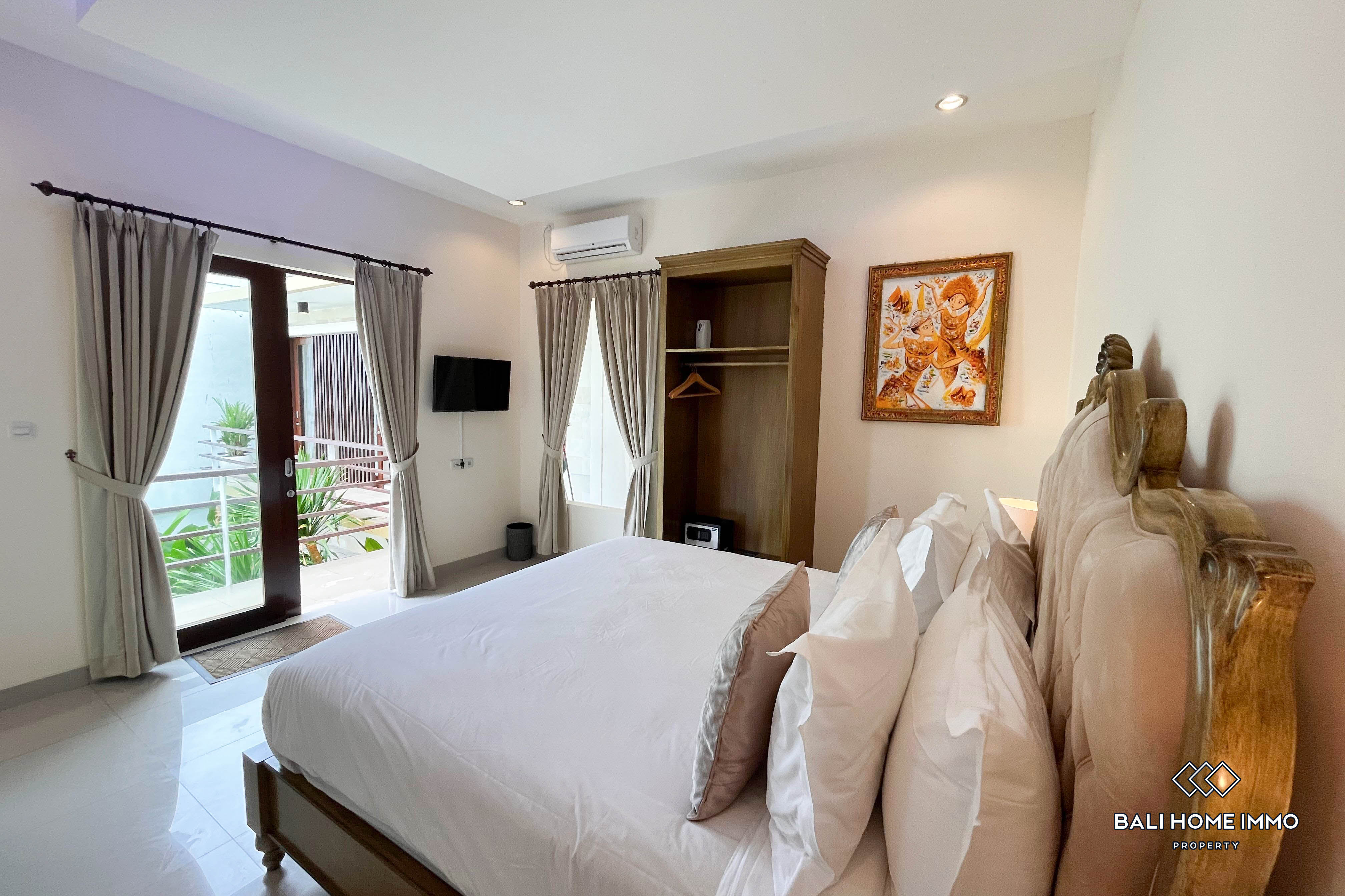 COZY & BEAUTIFUL 4 BEDROOMS VILLA FOR MONTHLY & YEARLY RENTAL IN BALI NUSADUA — image 17
