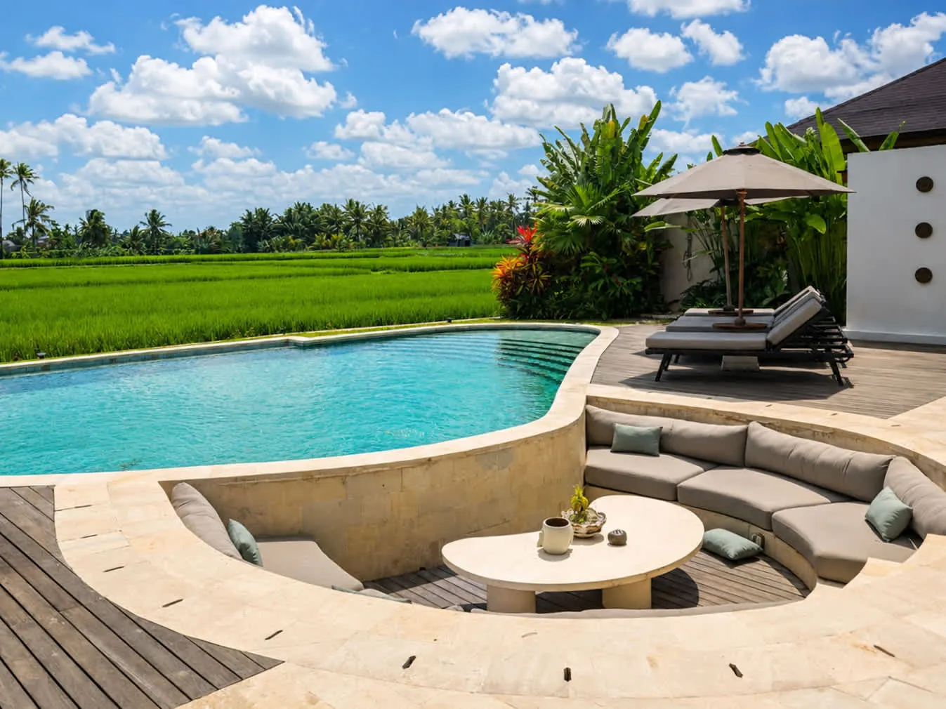 4 BR Tropical-Modern Rice-Field Retreat Ubud — 4BR Villa Rental in Ubud