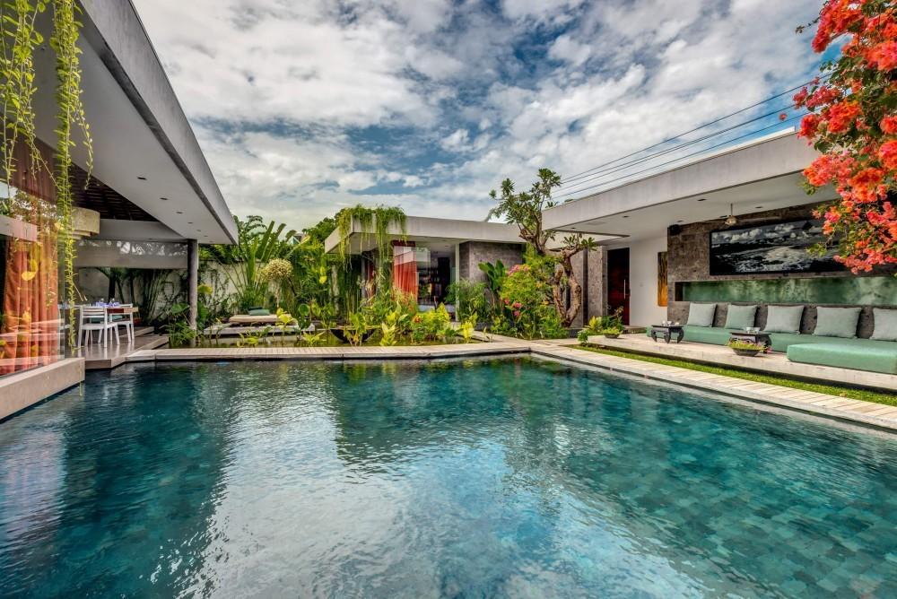 Seminyak Villa 329 — image 1