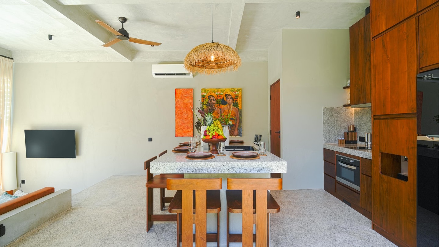 Stylish Central Ubud 2BR Villa – Private Pool in Ubud, Bali — image 19