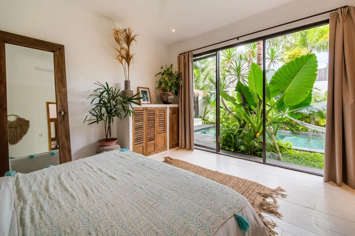 6 BR Group Open-Air Retreat Canggu — 6BR Villa Rental in Canggu — image 14