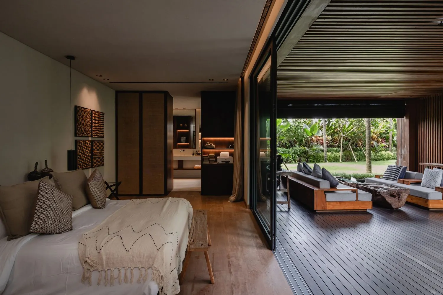 Ocean Palm — 7BR Estate Rental in Pererenan — image 7