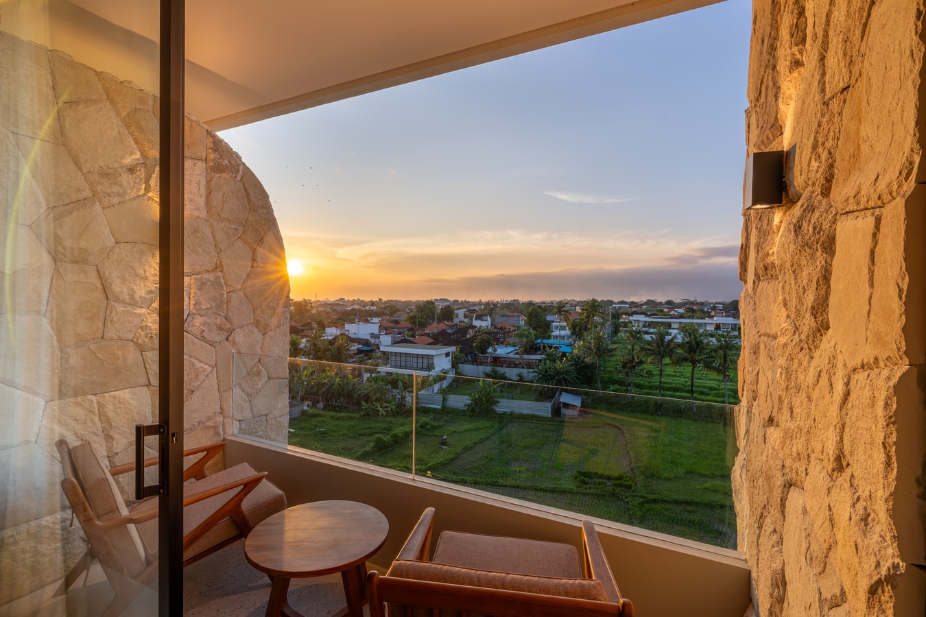 1BR Canggu: Rice Field View Studio & Pool Access - Canggu, Bali