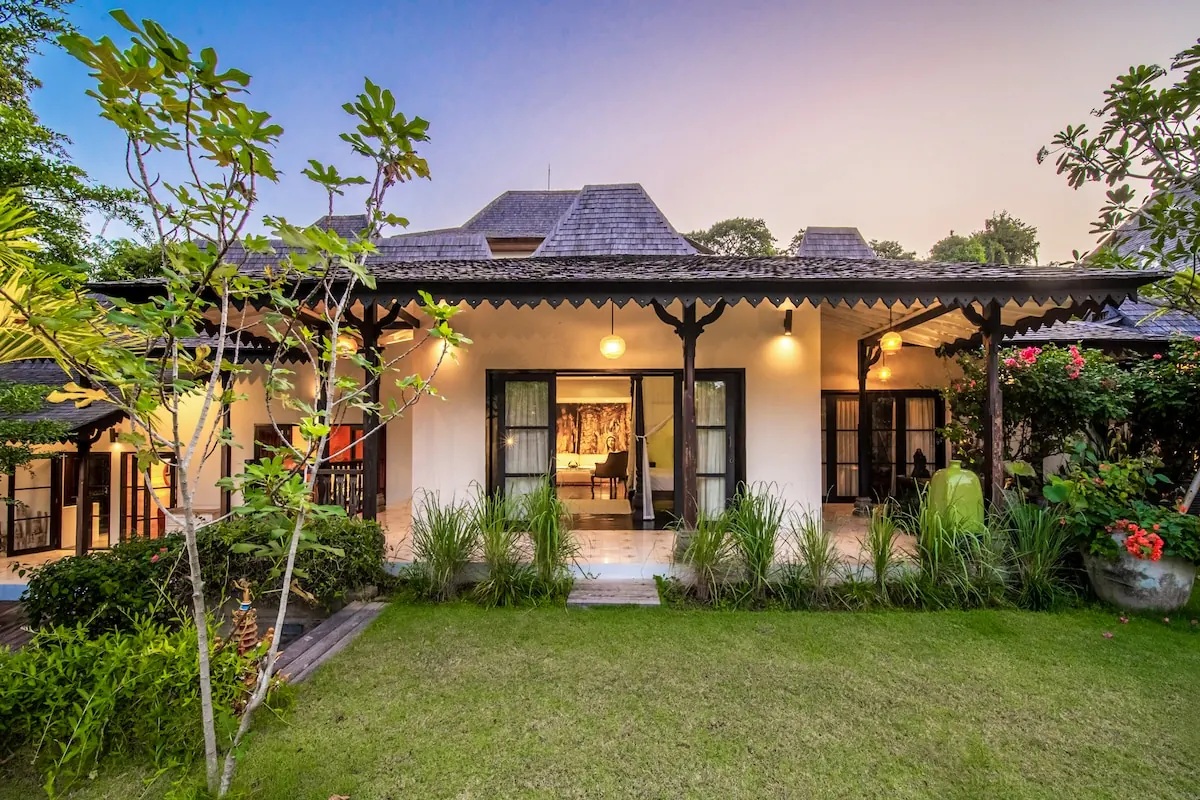 6 BR Pool Garden Residence Canggu — 6BR Residence Rental in Canggu — image 12