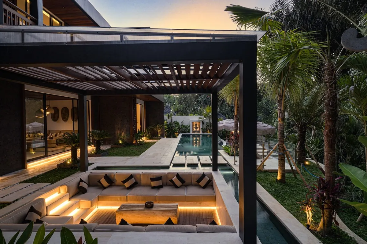 4 BR Tropical-Modern Jungle Retreat Ubud — 4BR Villa Rental in Ubud — image 13