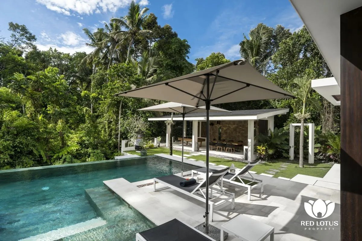 3 BR Rice-Field Joglo Villa Ubud — 3BR Villa Rental in Ubud — image 18