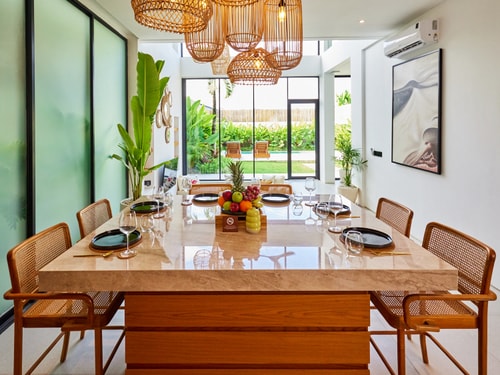 Canggu 3BR Villa w/ Rooftop & Pool, Close to Beach in Canggu, Bali — image 4