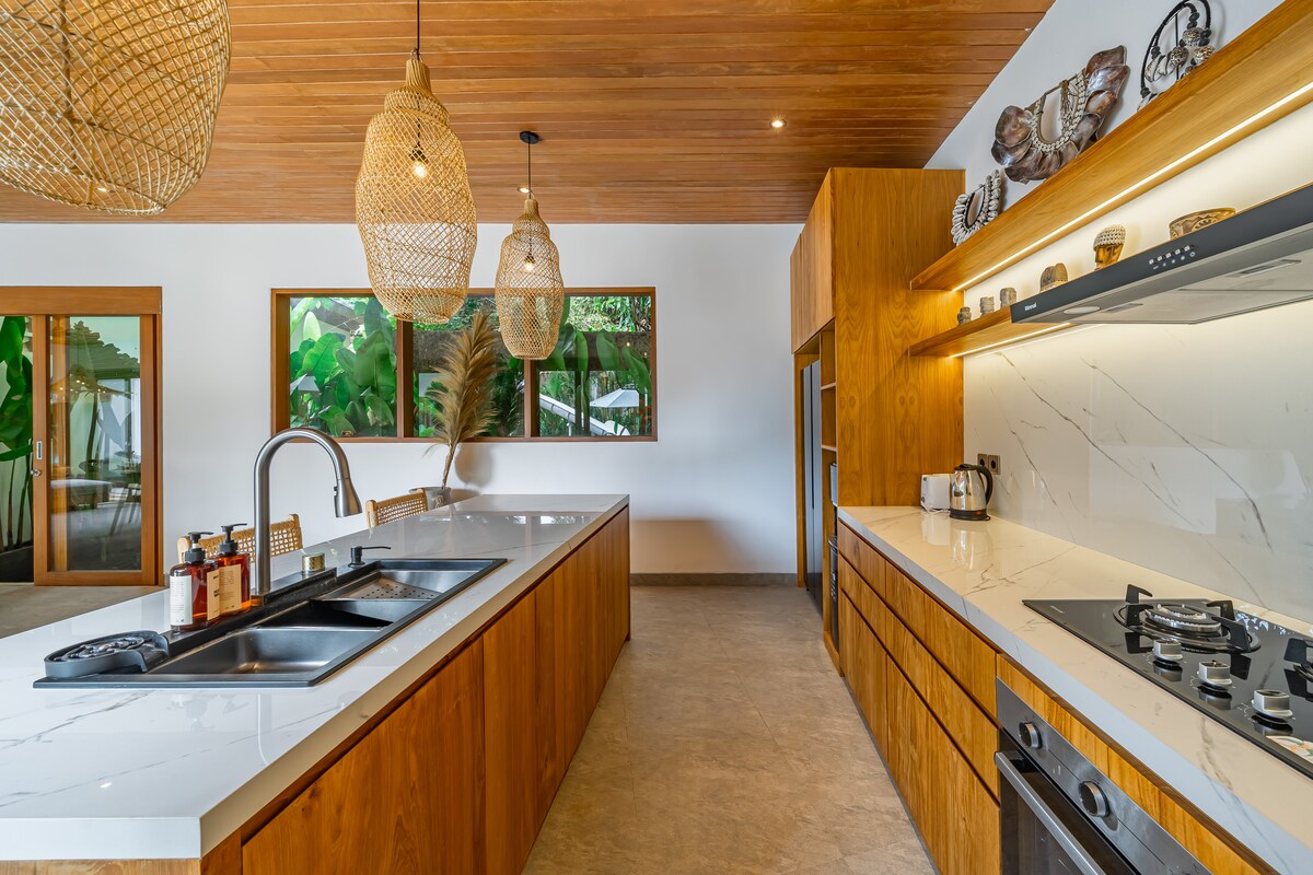 Sweet Birds Villa — 6BR Villa Rental in Ubud — image 9
